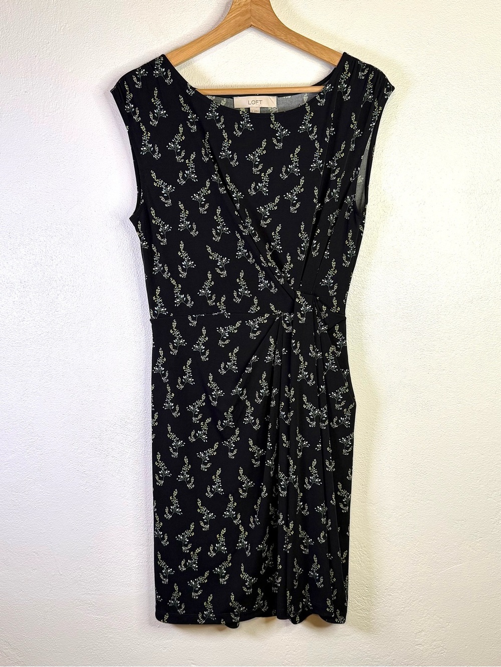 Loft Floral Print Midi Wrap Dress NWT Small Classic Little Black Dress City Chic